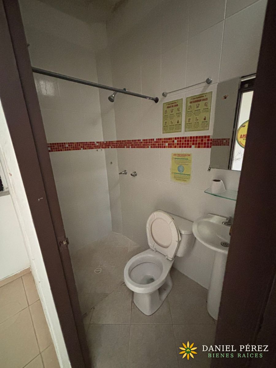Casa de 11 habitaciones en Manila, El Poblado: lista para hostal o renta corta, foto 5