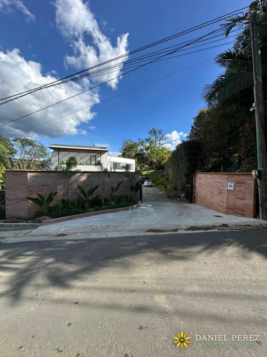 Casa campestre de lujo en la Parcelación Santana Vereda La Veta Copacabana, foto 12