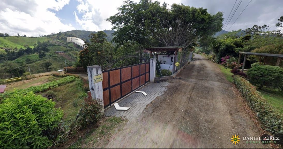 Montaña de más de 34.000 m² en Marinilla, con nacimientos de agua y bosque. Potencial para, foto 3