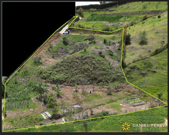 Lote campestre de más de 3.700 m² en San Vicente Ferrer: agua propia, 25 frutales, escritu, foto 2
