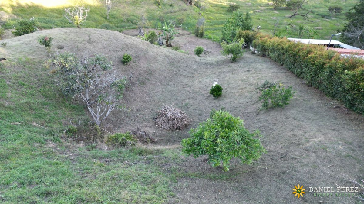 Lote campestre de más de 3.700 m² en San Vicente Ferrer: agua propia, 25 frutales, escritu, foto 13
